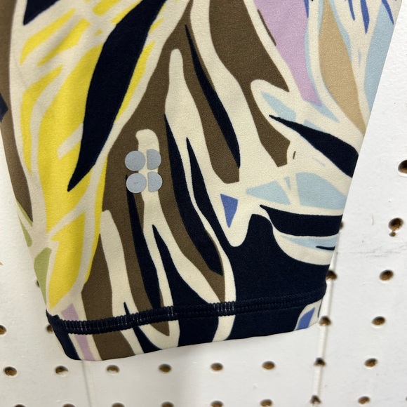 Sweaty Betty Multicolor Leaf Print Leggings - Picture 4 of 6